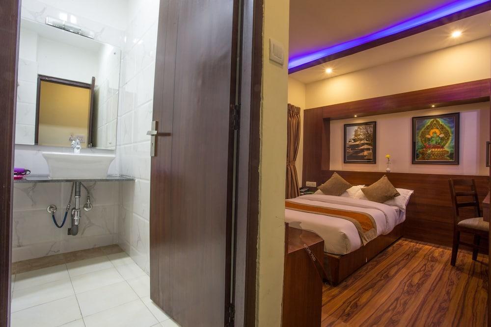 Aryatara Kathmandu Hotel Екстериор снимка