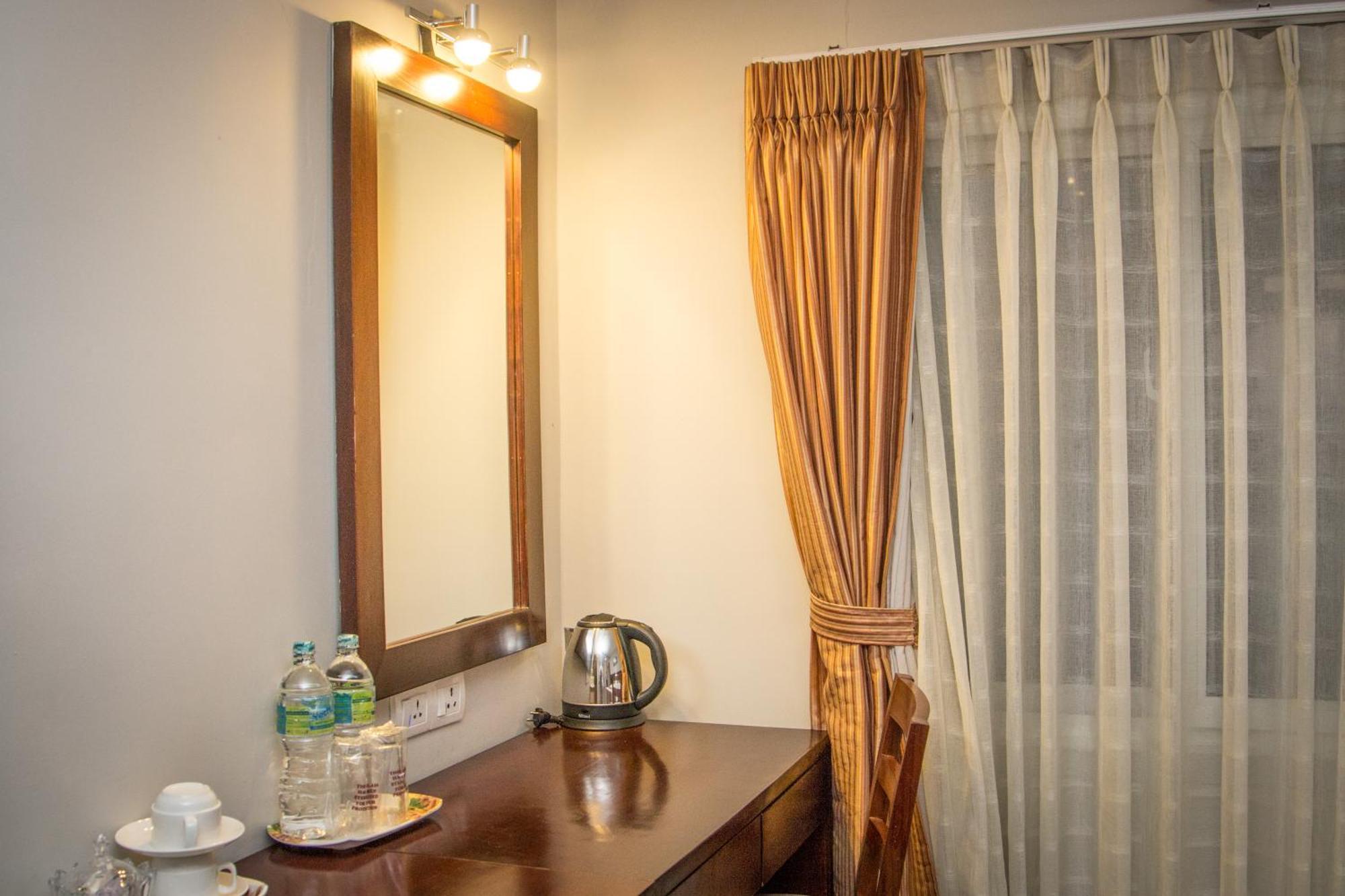 Aryatara Kathmandu Hotel Екстериор снимка