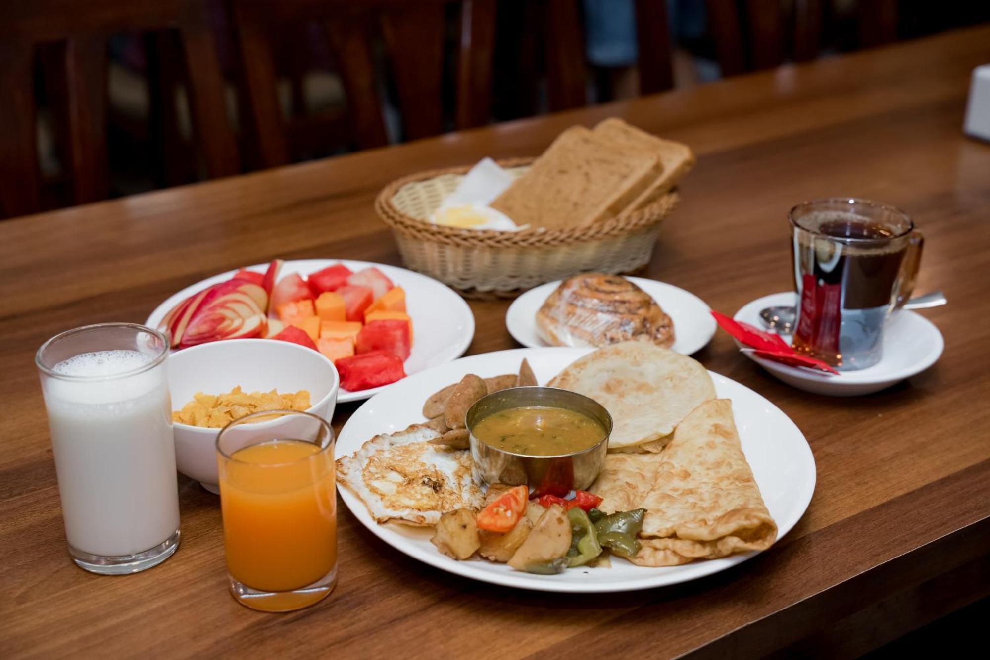 Aryatara Kathmandu Hotel Екстериор снимка