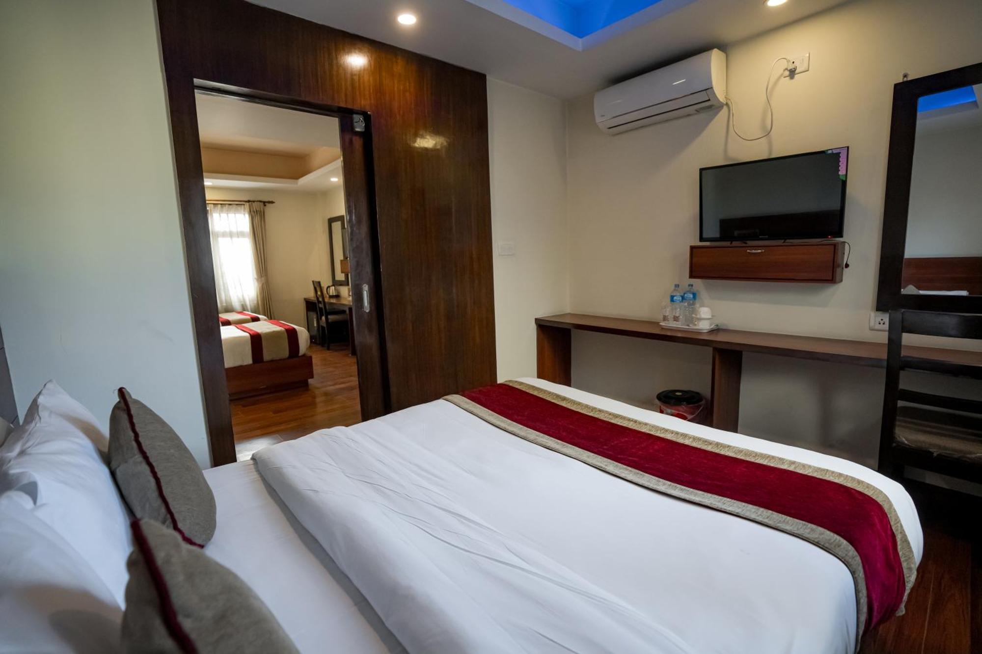 Aryatara Kathmandu Hotel Екстериор снимка
