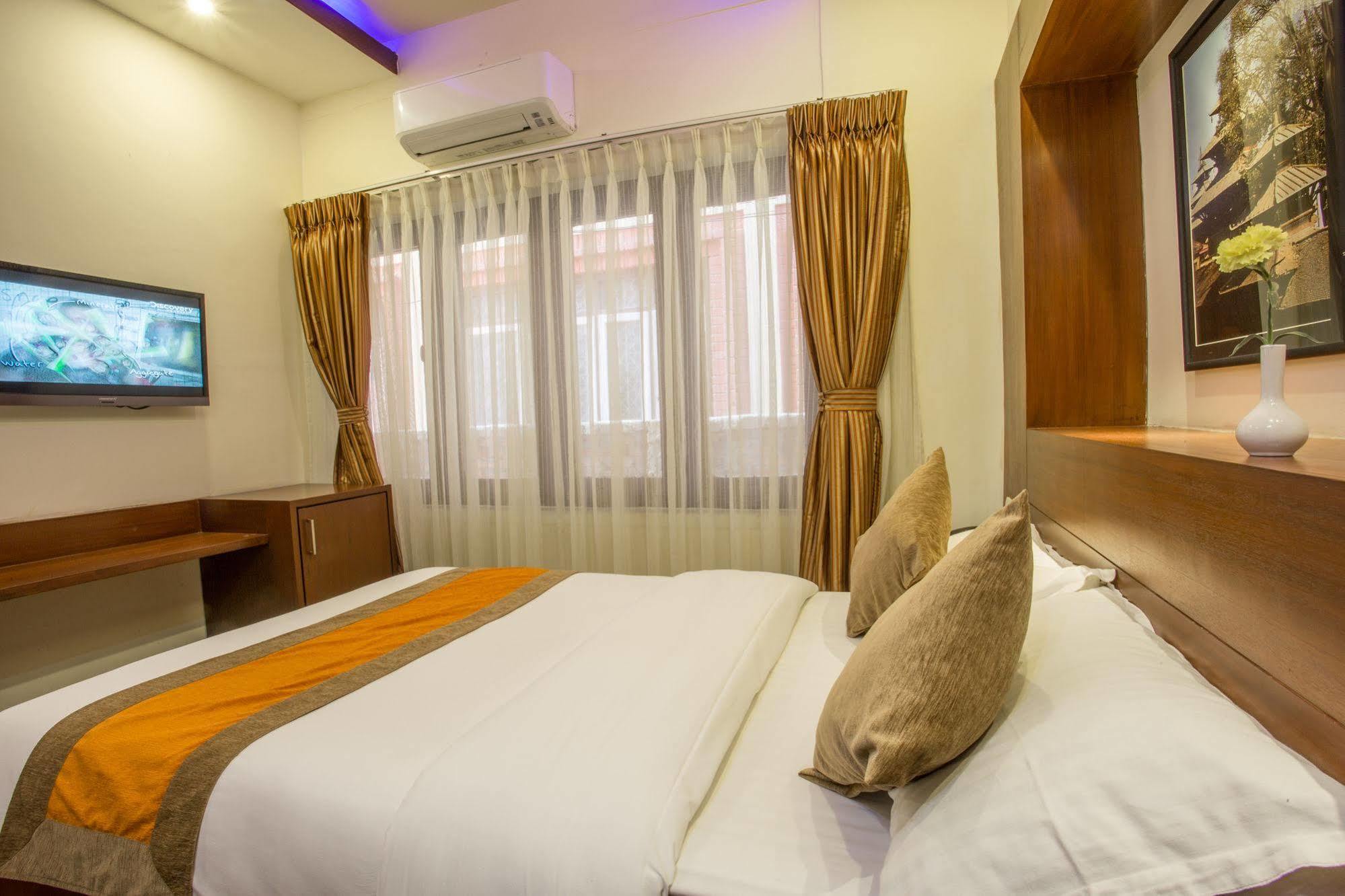 Aryatara Kathmandu Hotel Екстериор снимка